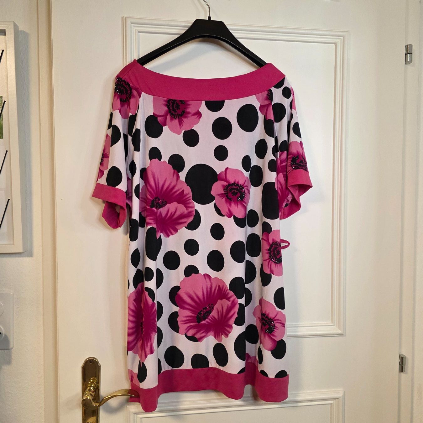 Blusen: Elegante Damenbluse Blumen Punkte Plus Size 50/52 Chic – Gebraucht aus Wald ZH von CapLux 6