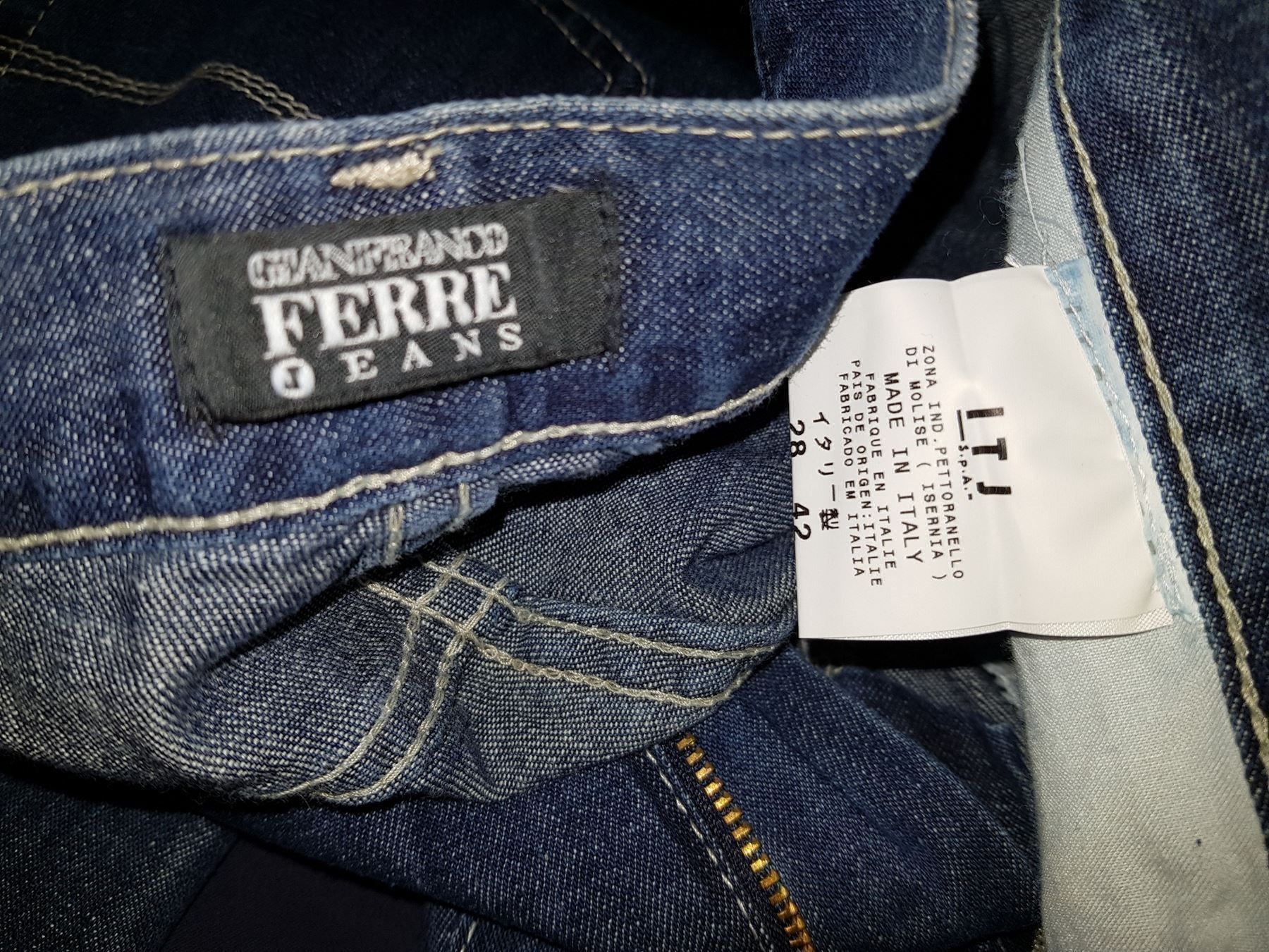 Gianfranco Ferre Jeans: Jeans GIANFRANCO FERRE  Taille/Grosse  W28 – Usato da Cossonay-ville venduto da Super-Price-Quality 9