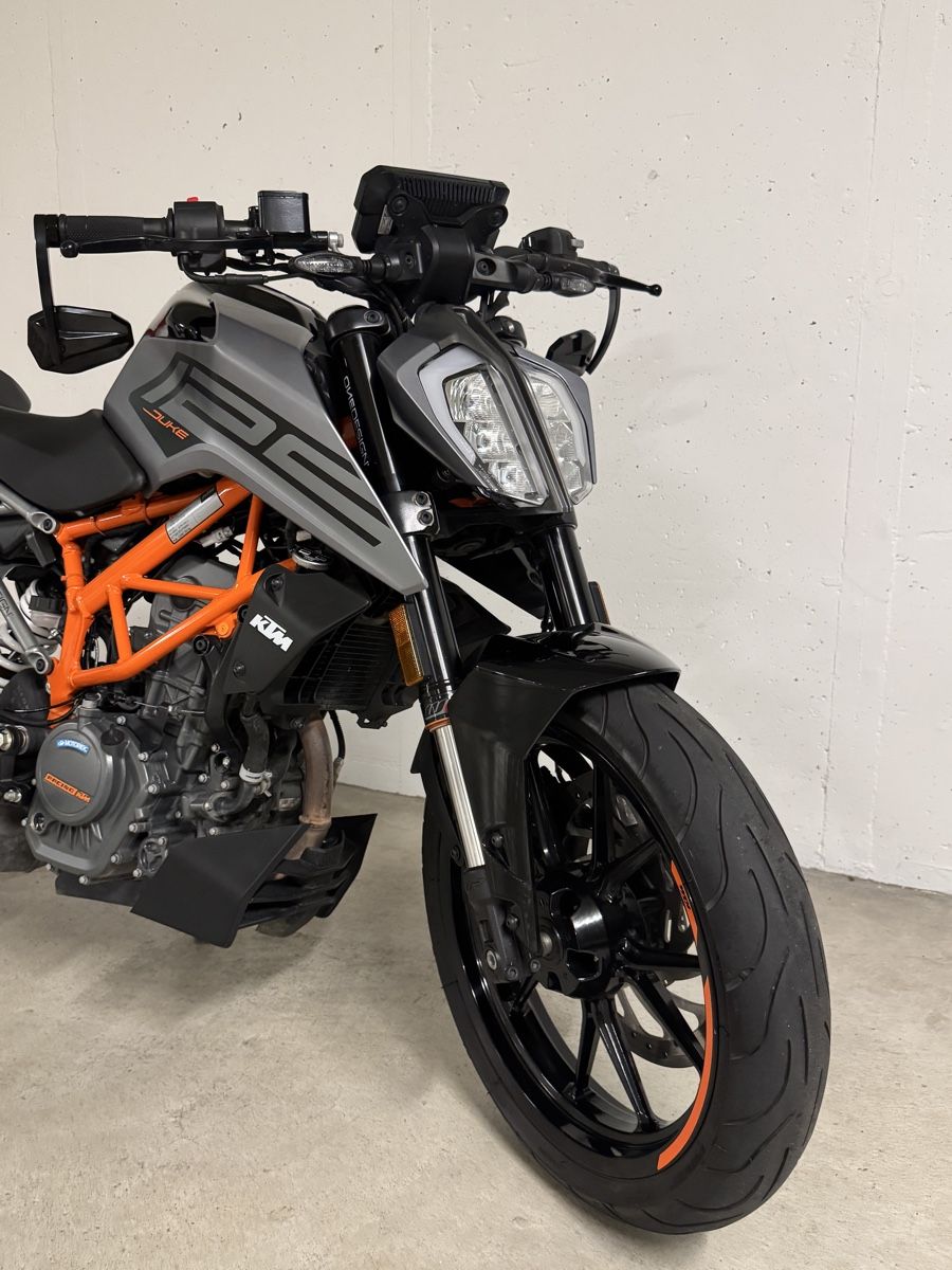 KTM Strasse: KTM DUKE 125 – Gebraucht aus Affoltern am Albis von lol_7jm8 1