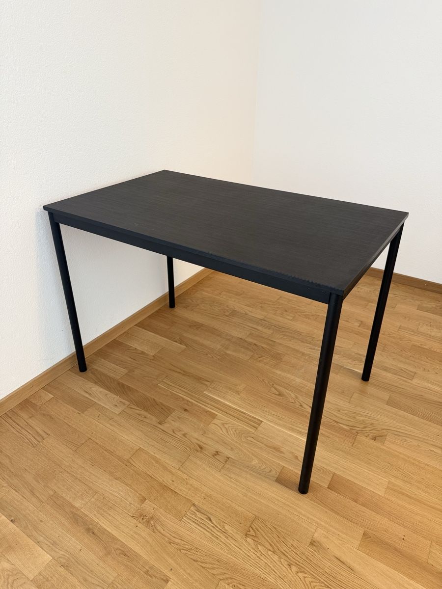 Tavoli: Schwarzer Tisch / Esstisch – Usato da Bern venduto da jaq_9tmh