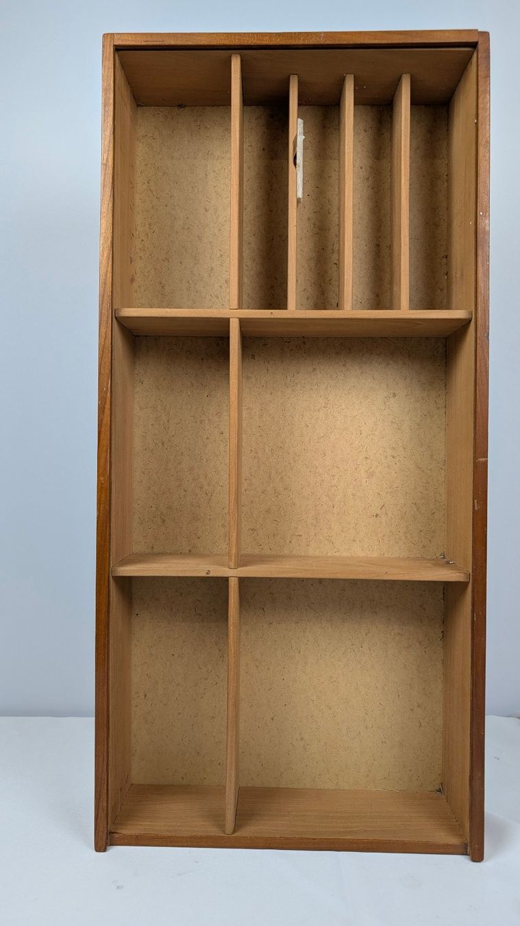 Schränke: Schliessbarer Schrank – Gebraucht aus Wettingen von Wendemarket 1
