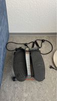 Stepper mit Trainingscomputer und Seilen