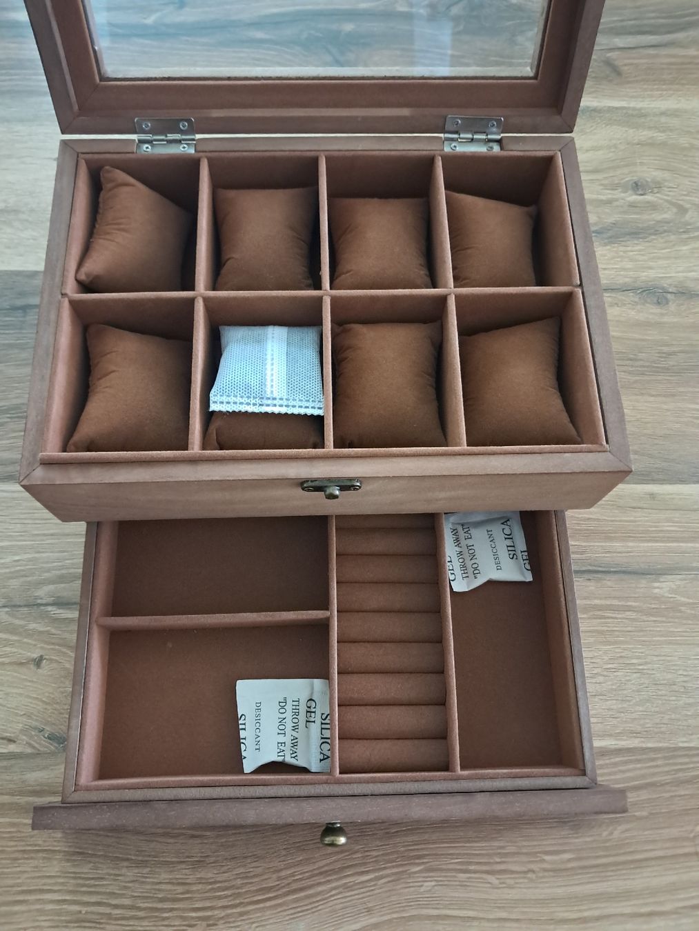 Coffrets à bijoux: Uhren und Schmuckbox  – Neuf (Voir description) à Einsiedeln par Biberchrouser76 2
