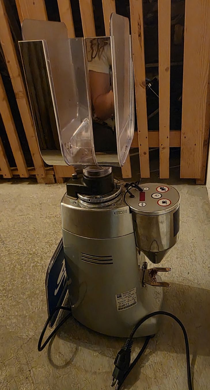 Lavazza Macchine per caffè & Macchine per espresso: Lavazza professional coffee grinder - excellent condition! – Usato da Birmensdorf ZH venduto da rob_mjl8 2