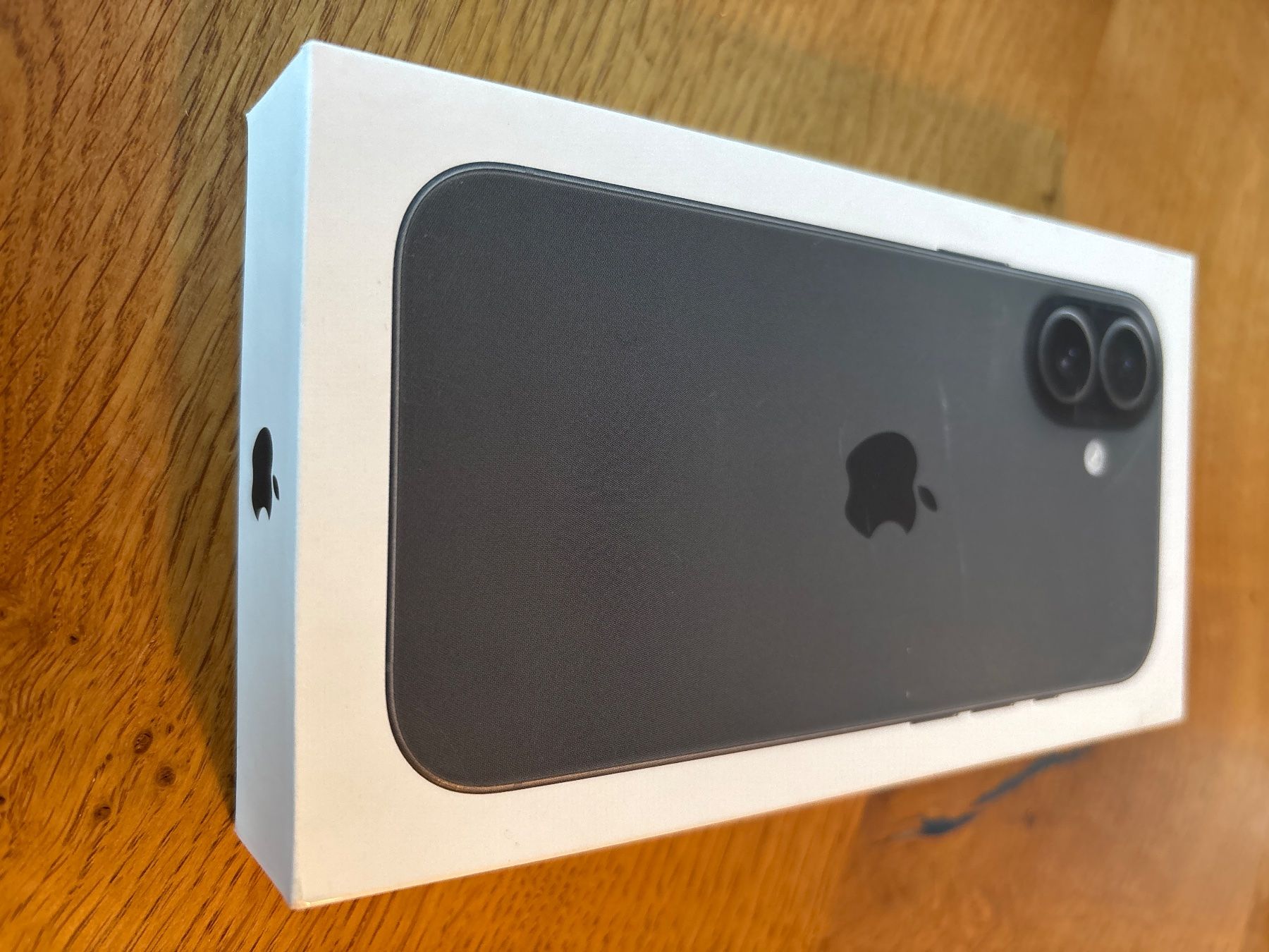 Apple Handys / Smartphones: iPhone 17 schwarz 256GB ungeöffnet – Neu und originalverpackt aus Luzern von Christianemarks