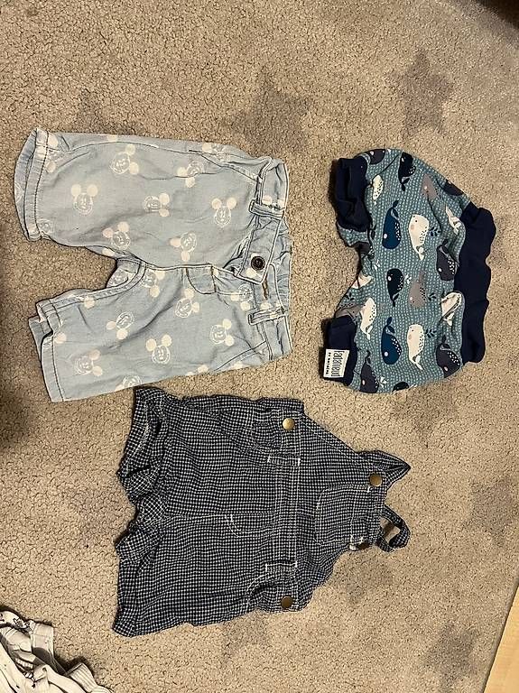 Lotti & Set di vestiti: Kinderkleider 56/62/68 – Usato da Rumlikon venduto da Naoona 2