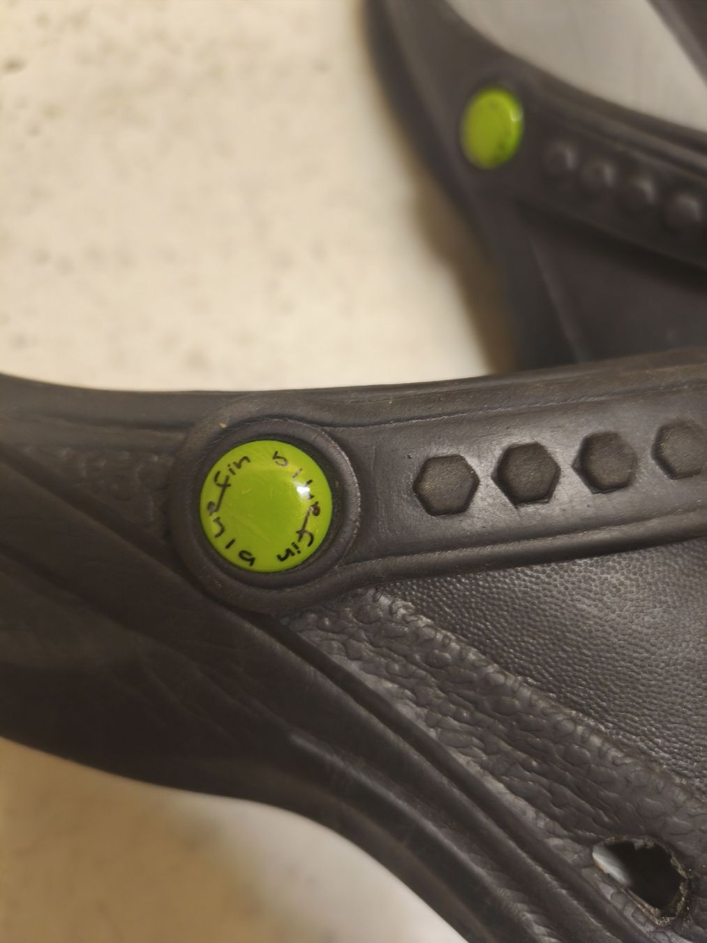 Scarpe da uomo: Clogs Ventur schwarz Kunststoff gebraucht – Usato da Bern venduto da wefound 3