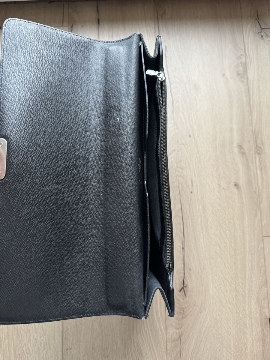 Louis Vuitton Koffer & Taschen: Louis Vuitton Aktentasche Herren Schwarz – Gebraucht aus Zug von Deimar93 2