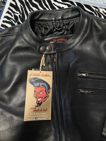 Coole Lederjacke El Diablo, neuwertig, Grösse 4- XL