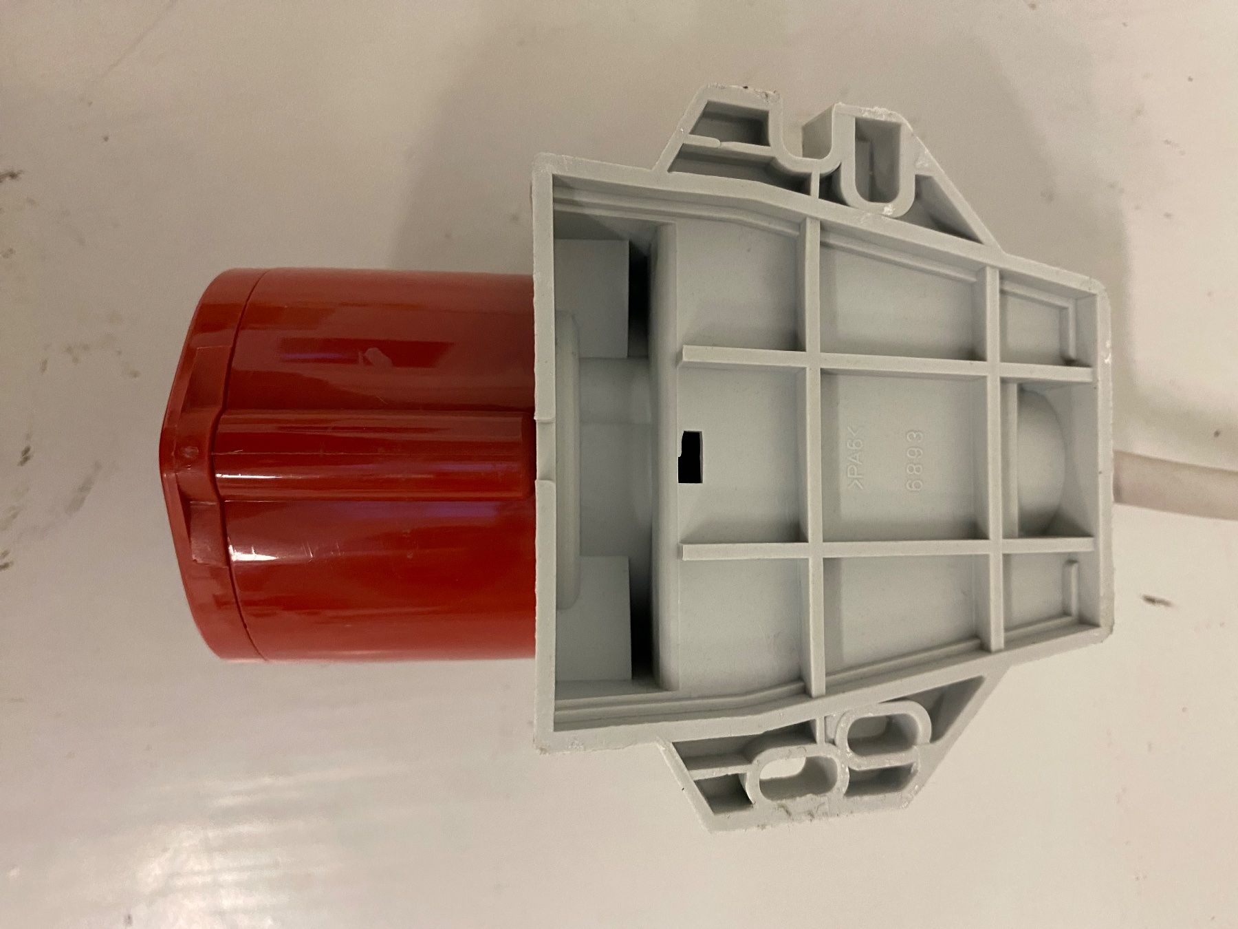 Spine: CEE 16A 5-polig AP Steckdose – Usato da Eschlikon TG venduto da ArtRec 3