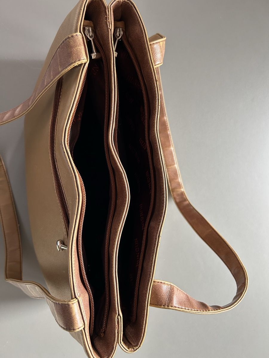Borse da donna: Sac à main vintage en cuir – Usato da Founex venduto da etswang 3