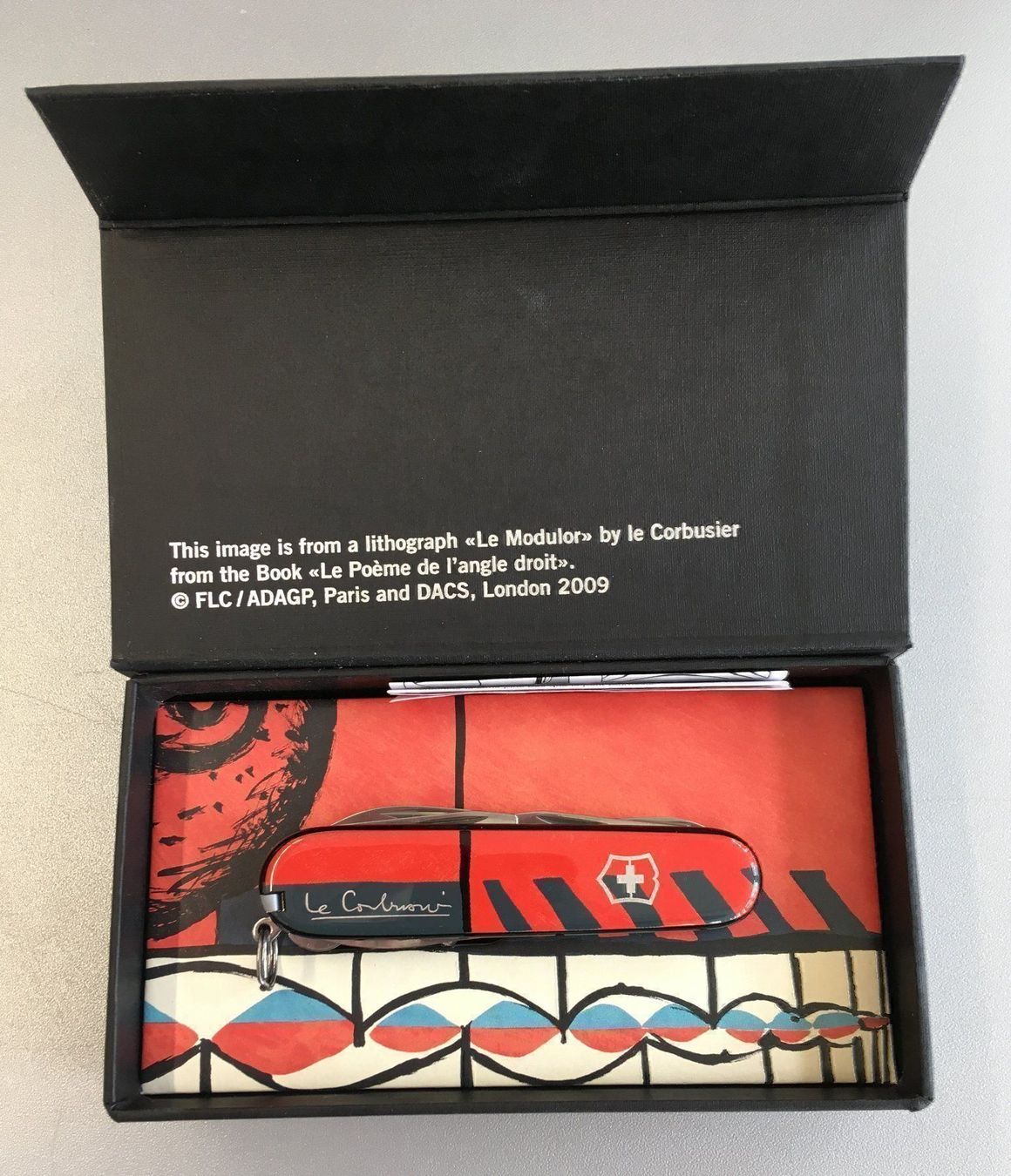 Victorinox Coltelli tascabile: Victorinox Sammlermesser "Le Corbusier" – Nuovo (secondo la descrizione) da Schwyz venduto da chriesibraegel_1291