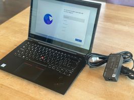 Lenovo Thinkpad X1 Yoga 3rd Gen. i7-8650U 8GB RAM