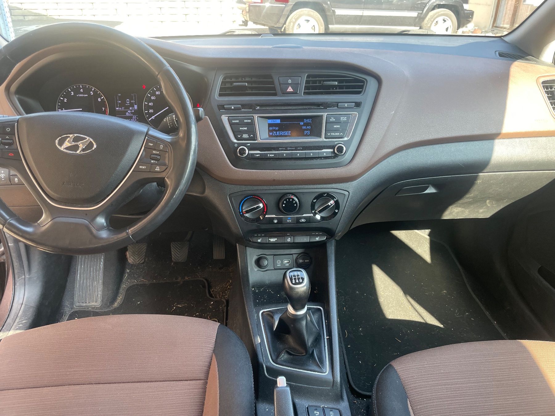 Hyundai Autos: Hyundai I20 – Gebraucht aus Kaltbrunn von magaa 5