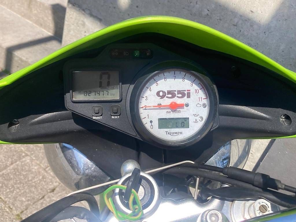 Triumph Strasse: Triumph speed tripple 955i ab MFK 6.2025 – Gebraucht aus Herisau von dani-hartmann 2