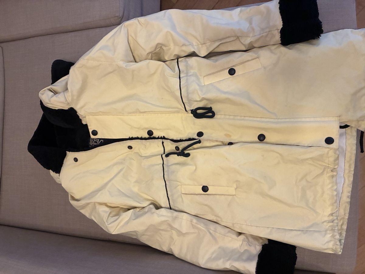 Cappotti: Parka gelb mit schwarzem Innenfutter – Usato da Bern venduto da pee_ls97