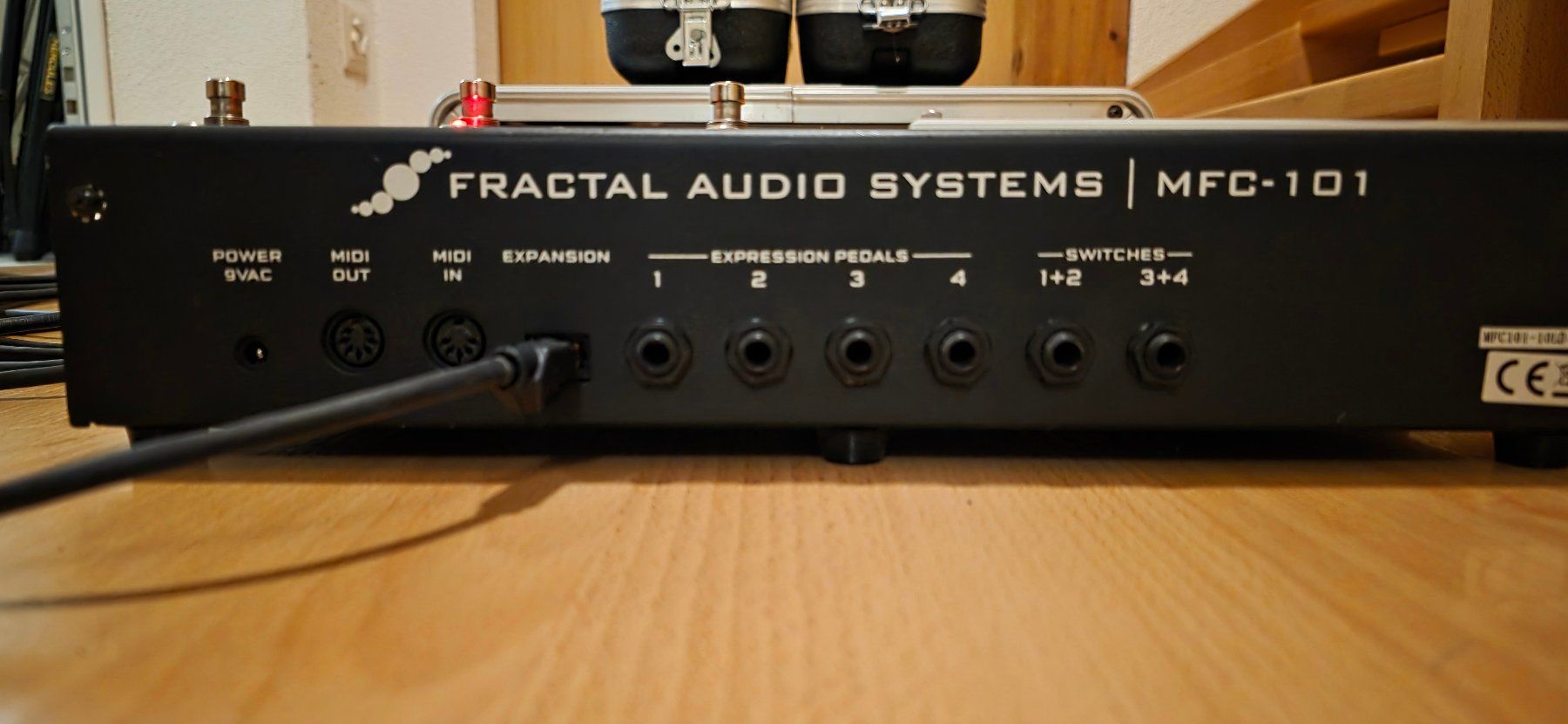 Fractal Audio Strumenti musicali: FRACTAL Axe FX II Guitar Amp Modeler mit Floorboard – Usato da Unterkulm venduto da falkennest01 4