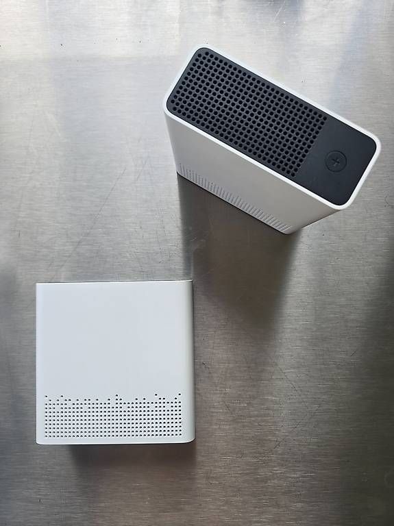 Swisscom WiFi: **2er Set** Swisscom WLAN-Box 2 im 2er-Set, inkl. Netzkabel – Usato da Binz venduto da Bullfr