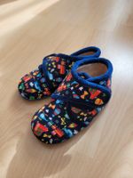 Hausschuhe Grösse 27 sehr bequem und warm aus Spanien neu!!