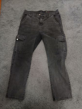 🔥Stylish grey cargo pants - Like new, great for Autumn🔥