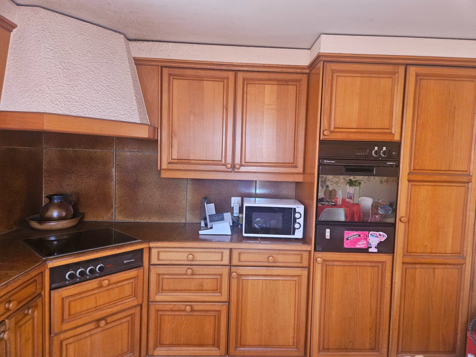 Cucine complete: Cuisine en chêne massif – Usato da Conthey venduto da sab_qhl9 2