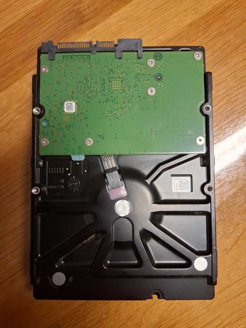 Seagate Harddisks: Seagate IronWolf Pro 4TB Festplatte gebraucht – Gebraucht aus Plons von mro_y89m 2