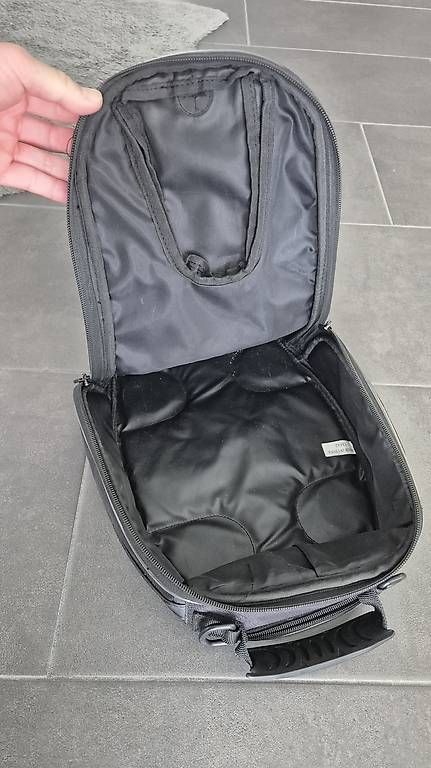 Borse: Gebrauchter Held Motorrad-Tankrucksack – Usato da Niederglatt ZH venduto da TL__ 2