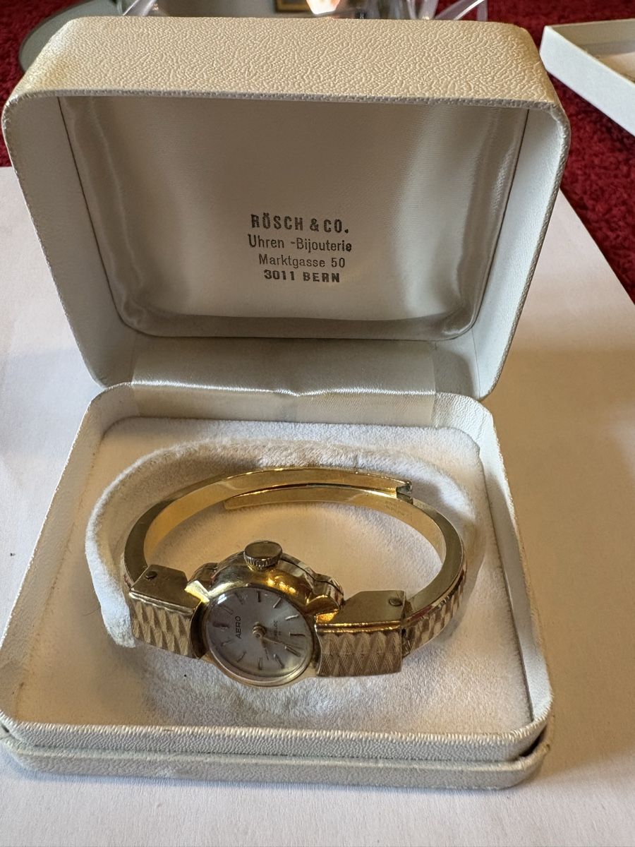 Orologi: Aero Uhr vergoldet um 1970 – Usato da Murten venduto da Tzaugg 1