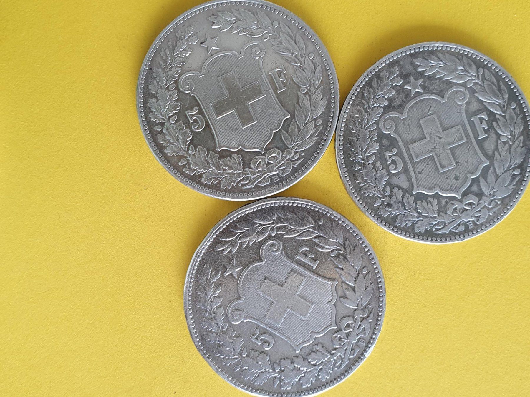 Tutti le monete: 3 x 5 Franken :1889** , 1907** , 1908 ** – Usato da luzern venduto da Jrouge 1