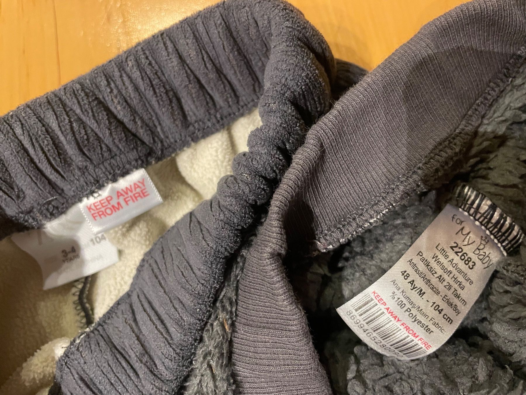 Pantaloni: Hose Gr 98/ 104 – Usato da Hüntwangen venduto da fra_7nd2 2
