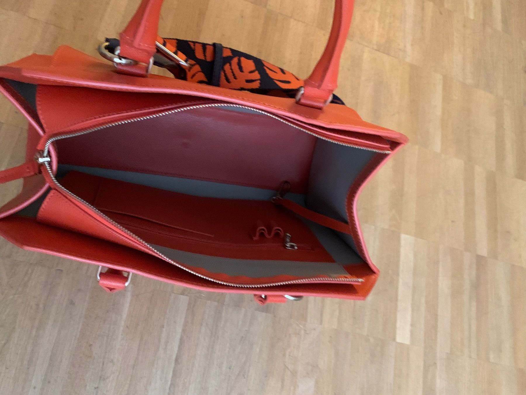 Bree Borse da donna: Geräumige Bree Tasche – Usato da Zürich venduto da Lieneli 2