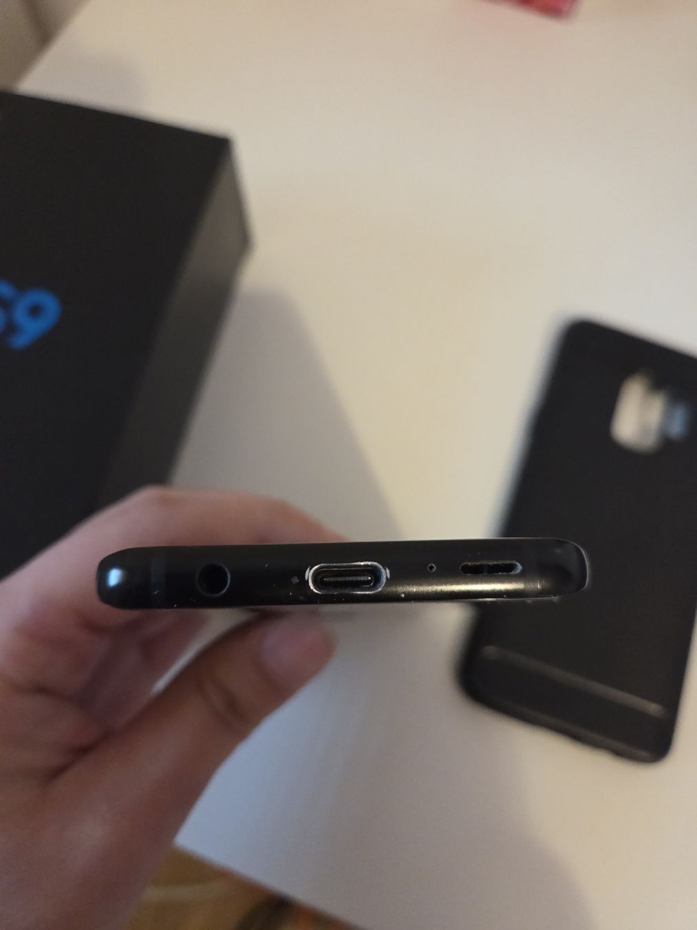 Samsung Handys / Smartphones: Samsung Galaxy S9 64GB Midnight Black, avec coque – Gebraucht aus Petit-Lancy von sar_67gz 3