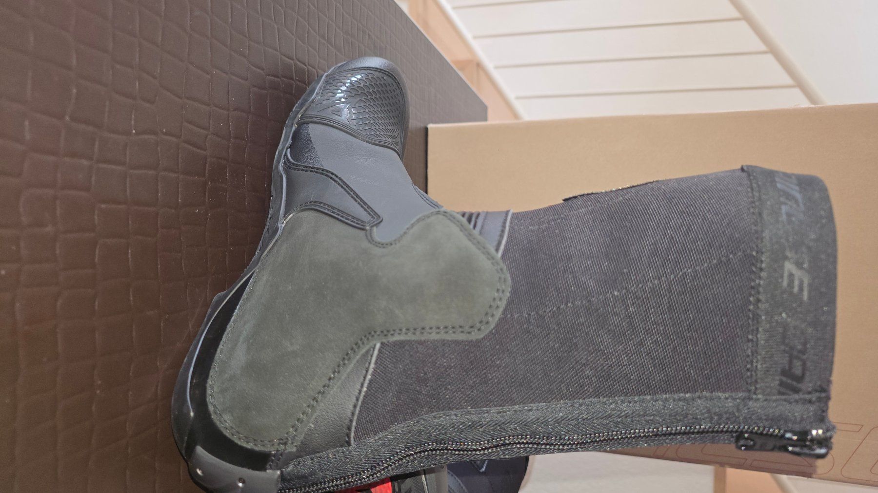 Dainese Scarpe da uomo: Motorradstiefel Dainese Axial 2 – Usato da Cham venduto da bri_kbc5 3