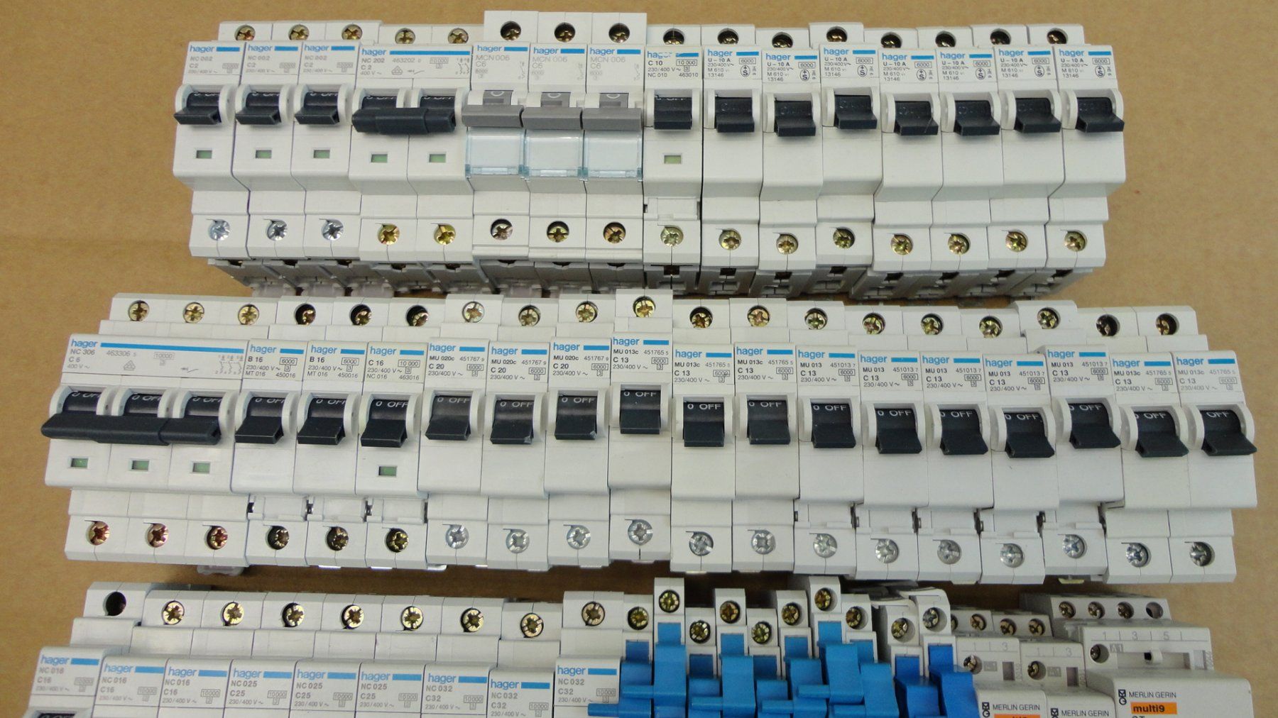Hager Alimentazione elettrica: FI/LS Leitungsschutzschalter hager – Usato da Emmen venduto da Dora024 1