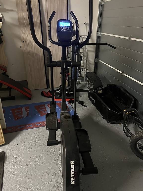 Hometrainer: Crosstrainer – Gebraucht aus Domat/Ems von abe_7jbx 1
