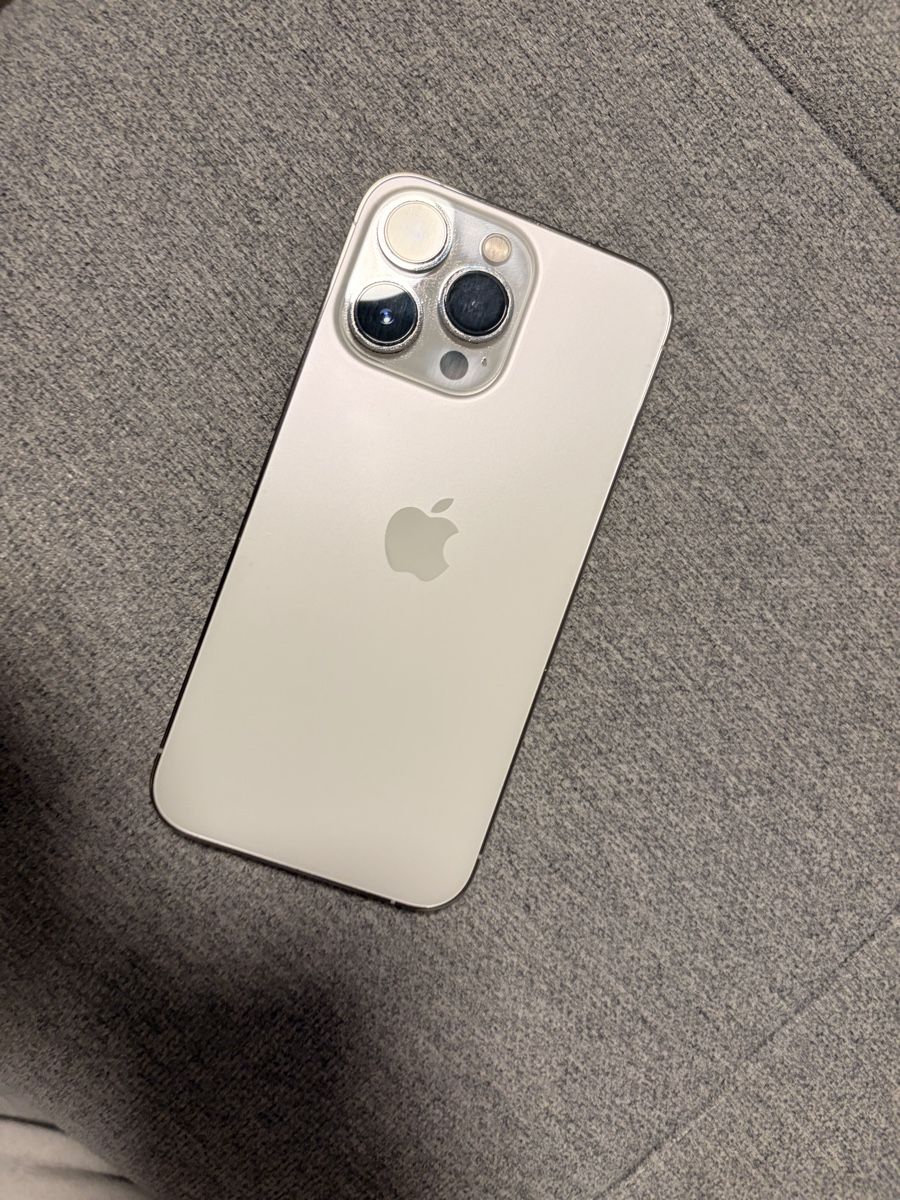 Apple Portables: iPhone 13 Pro iOS 18 – D'occasion à Aarburg par jon_mw9q 7