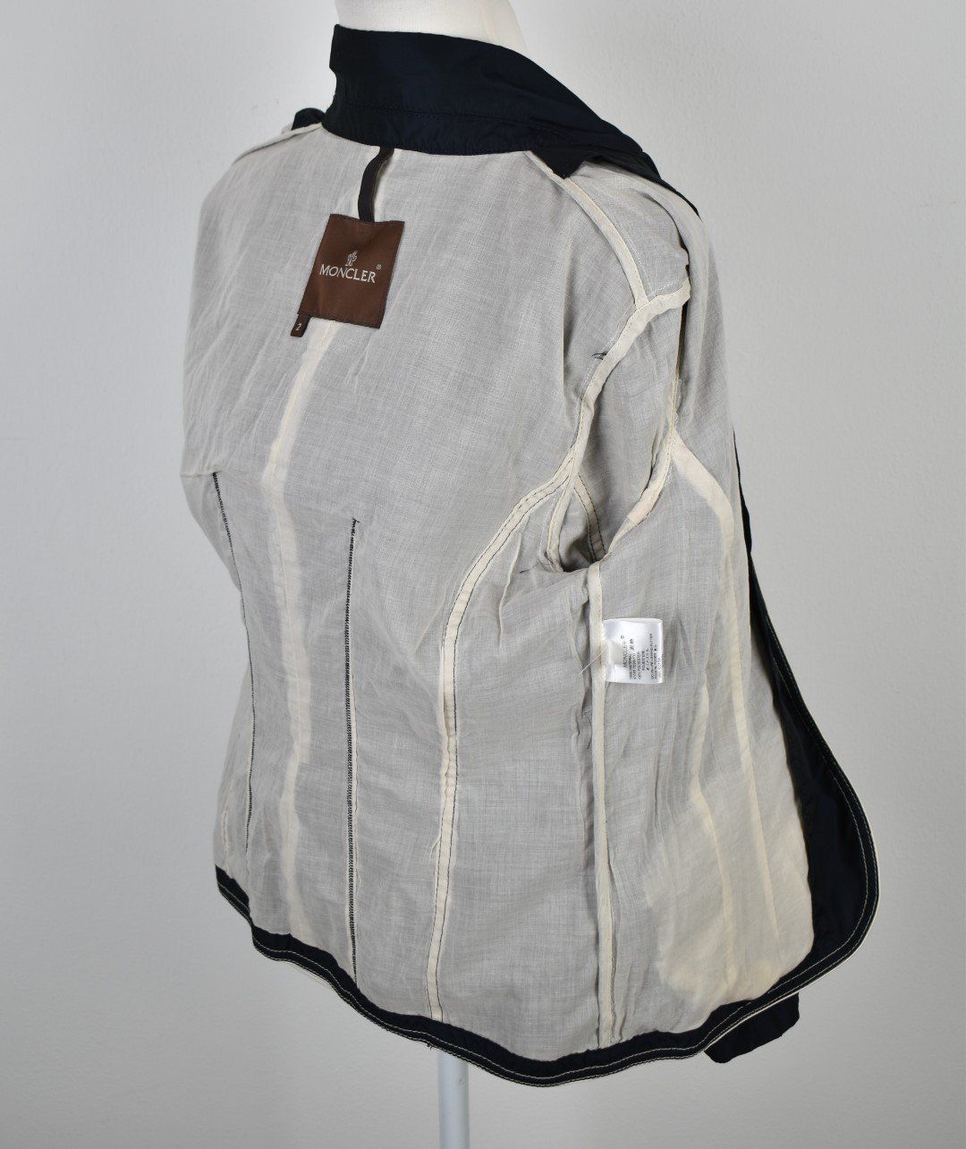 Moncler Giacche: Leichte Moncler Jacke Gr.2 (38) – Usato da Nürensdorf venduto da 2ND_STORY 8