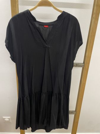 Schwarzes Sommerkleid s.Oliver Gr. 38 Volant l