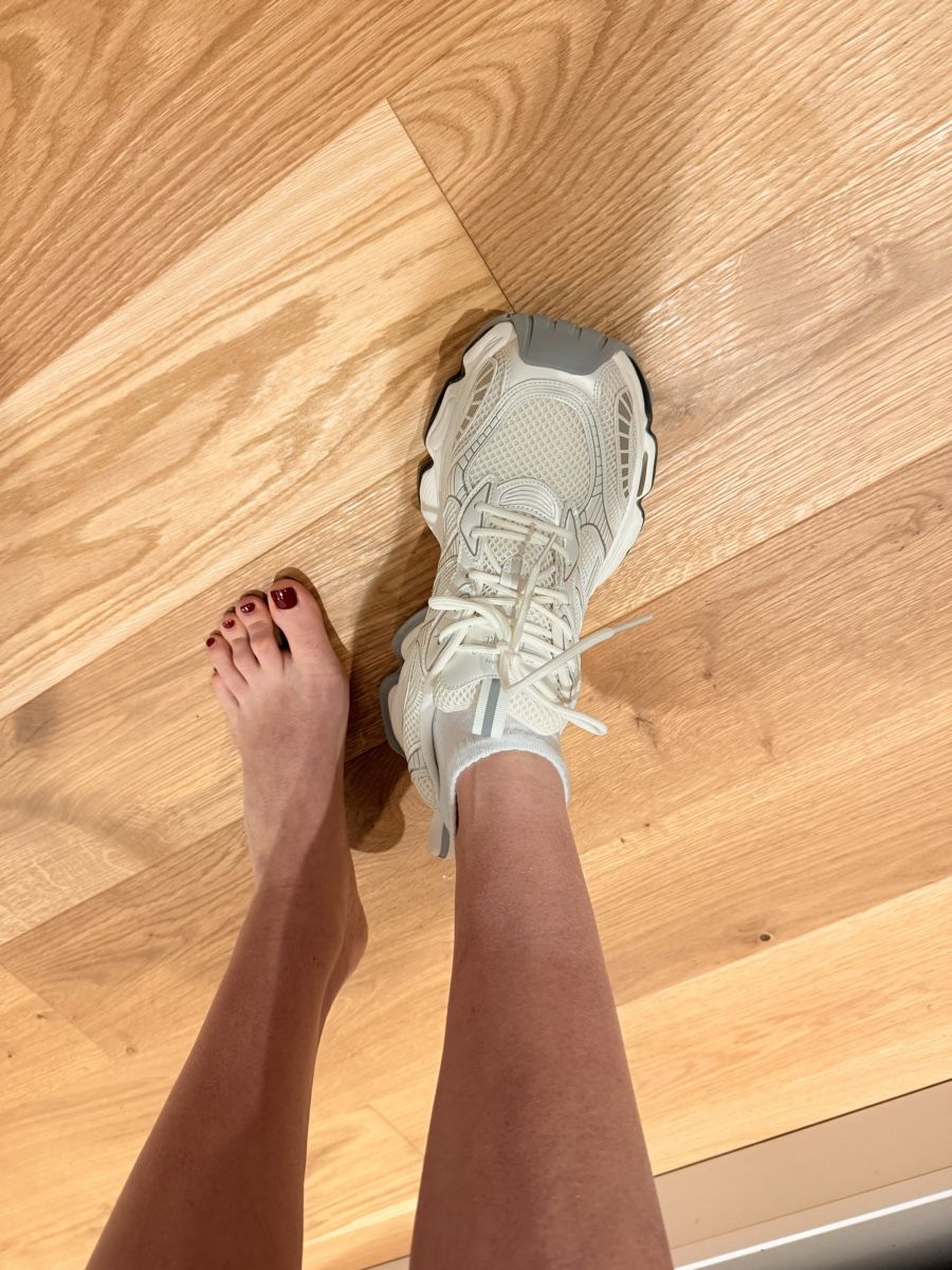 Scarpe da uomo: Schuhe Sneaker Grösse 42/43 – Nuovo (secondo la descrizione) da Dotzigen venduto da White_Warrior 7