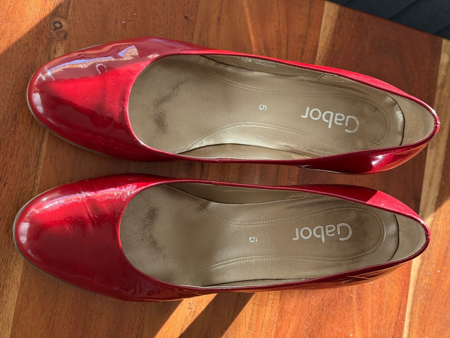 Gabor Damenschuhe: Shoes Gabor Rot – Gebraucht aus Stäfa von yei_8vlc 2