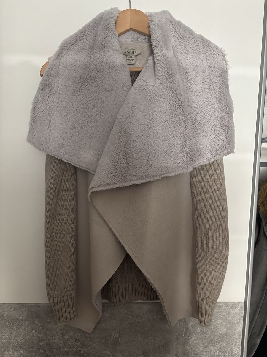 Gilet & Giacche senza maniche: Gilet – Usato da Valeyres-sous-Montagny venduto da Elianinha21