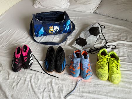 Football shoes taille 32 - 35 - 37!