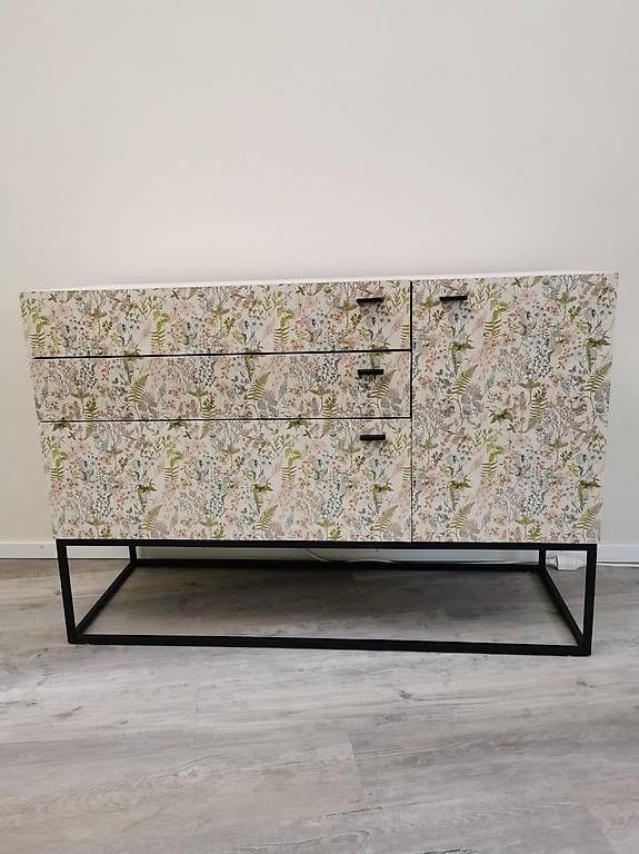 Commodes: Kommode – D'occasion à Plasselb par Bertha_
