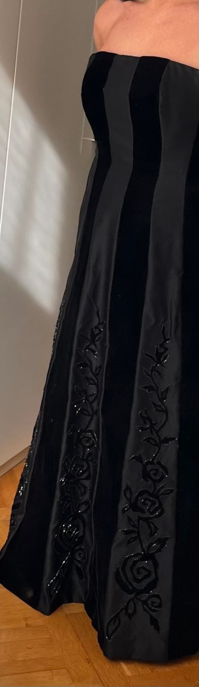 Vestiti: Ballkleid Abendkleid Größe M schwarz – Usato da Basel venduto da When99 3