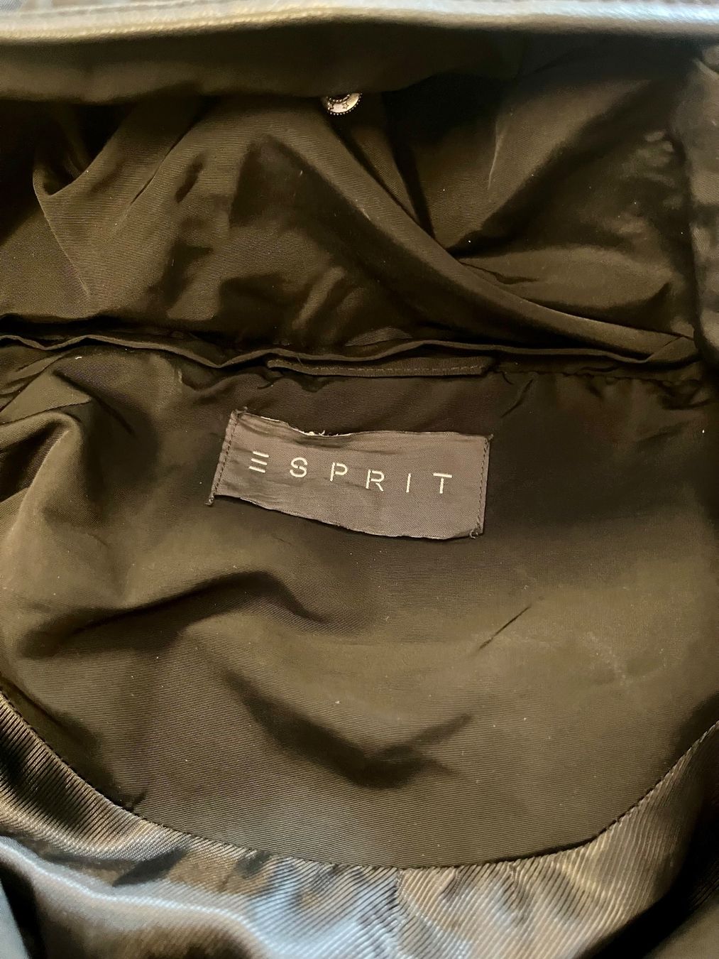 Esprit Giacche: Esprit Damen Jacke Gr. 38 Schwarz – Usato da Frauenfeld venduto da cookies_and_cream 4