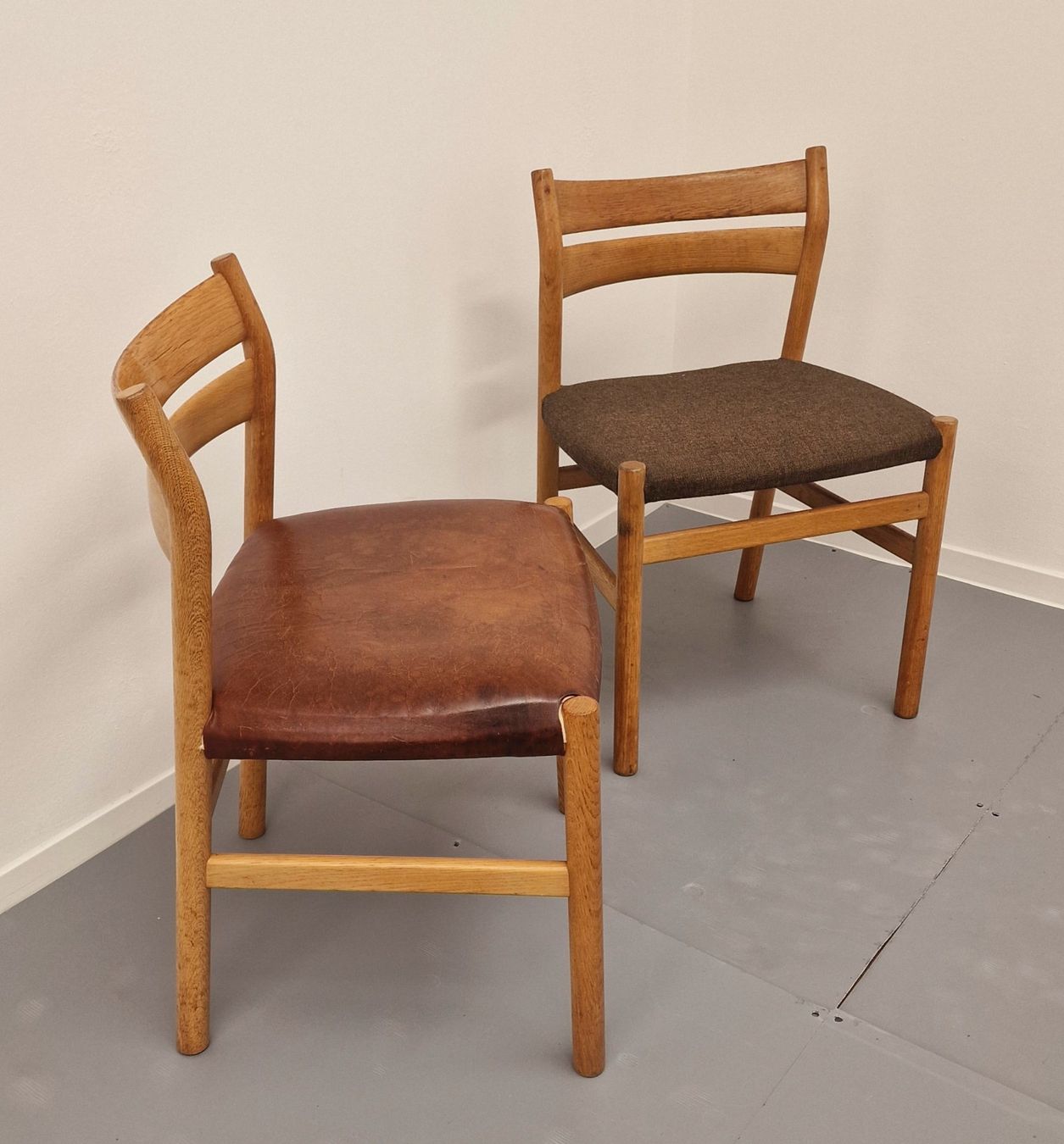 Sedie: Design, Børge Mogensen, 2 Stühle, C.M. Madsens, Eiche 60er – Usato da St.Gallen venduto da Yuzucitrus