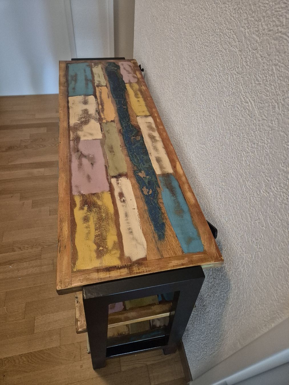 Scaffali: Buntes Regal im Shabby-Look - Blickfang – Usato da Olten venduto da Babbel139 1