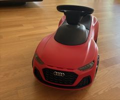Audi Junior Rutschfahrzeug