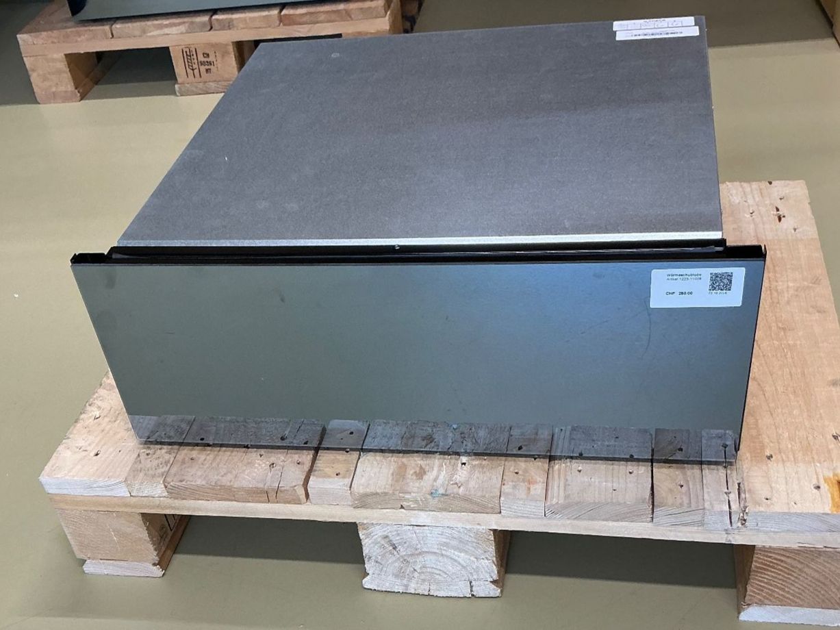 V-Zug Appareils de cuisine: WarmingDrawer V4000 22 – D'occasion à Zug par Bauteile-Zug 2