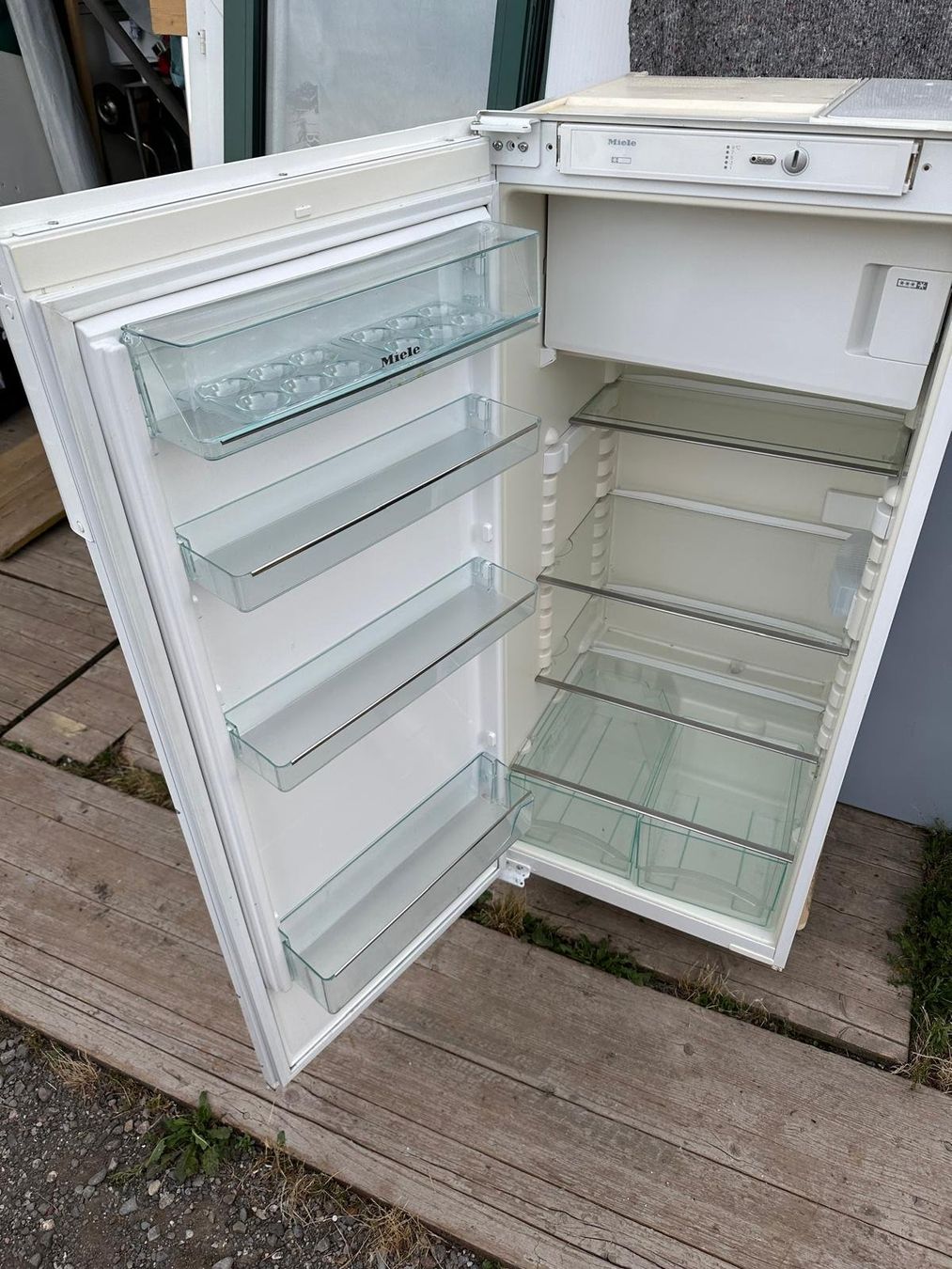 Miele Kühlschrank: Kühlschrank Einbaukühlschrank Miele – Gebraucht aus Spreitenbach von Space_X 3